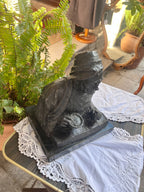 Escultura de bronce . José María Acuña.