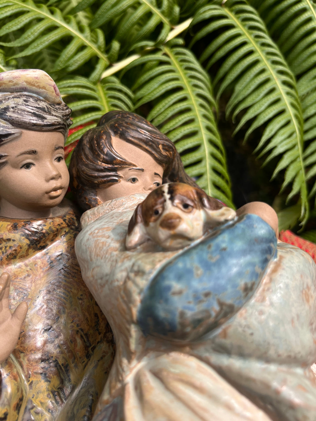 Figura pareja con perro de Lladrò.