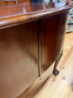 Mesa despacho en madera.