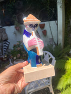 Figura Gaiteiro de Sargadelos sobre base de Màrmol.