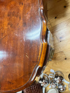 Mesa despacho en madera.