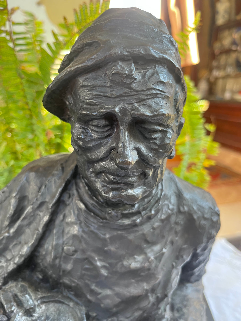 Escultura de bronce . José María Acuña.