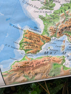 Mapa físico y político de Europa. Años 70.