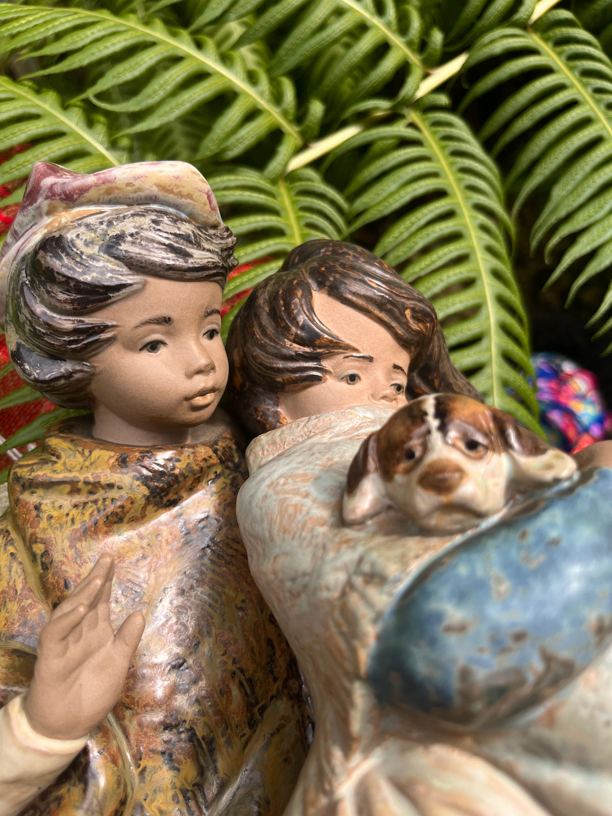 Figura pareja con perro de Lladrò.
