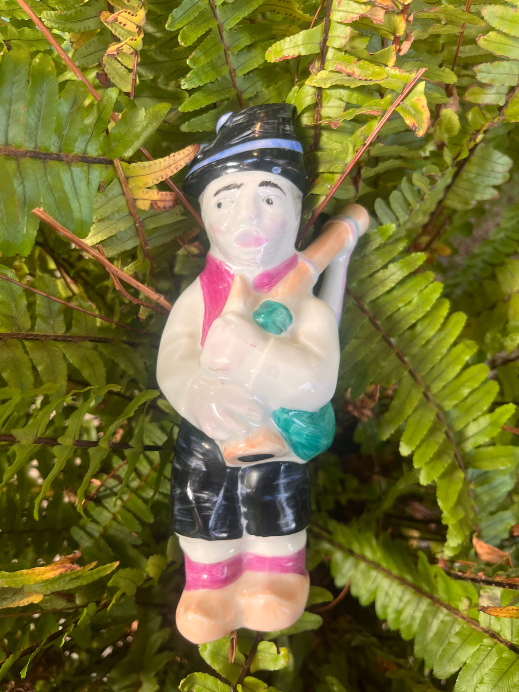 Figura gaiteiro de porcelana O Castro