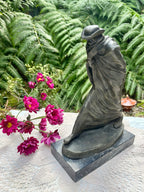 Escultura peregrino de José María Acuña.