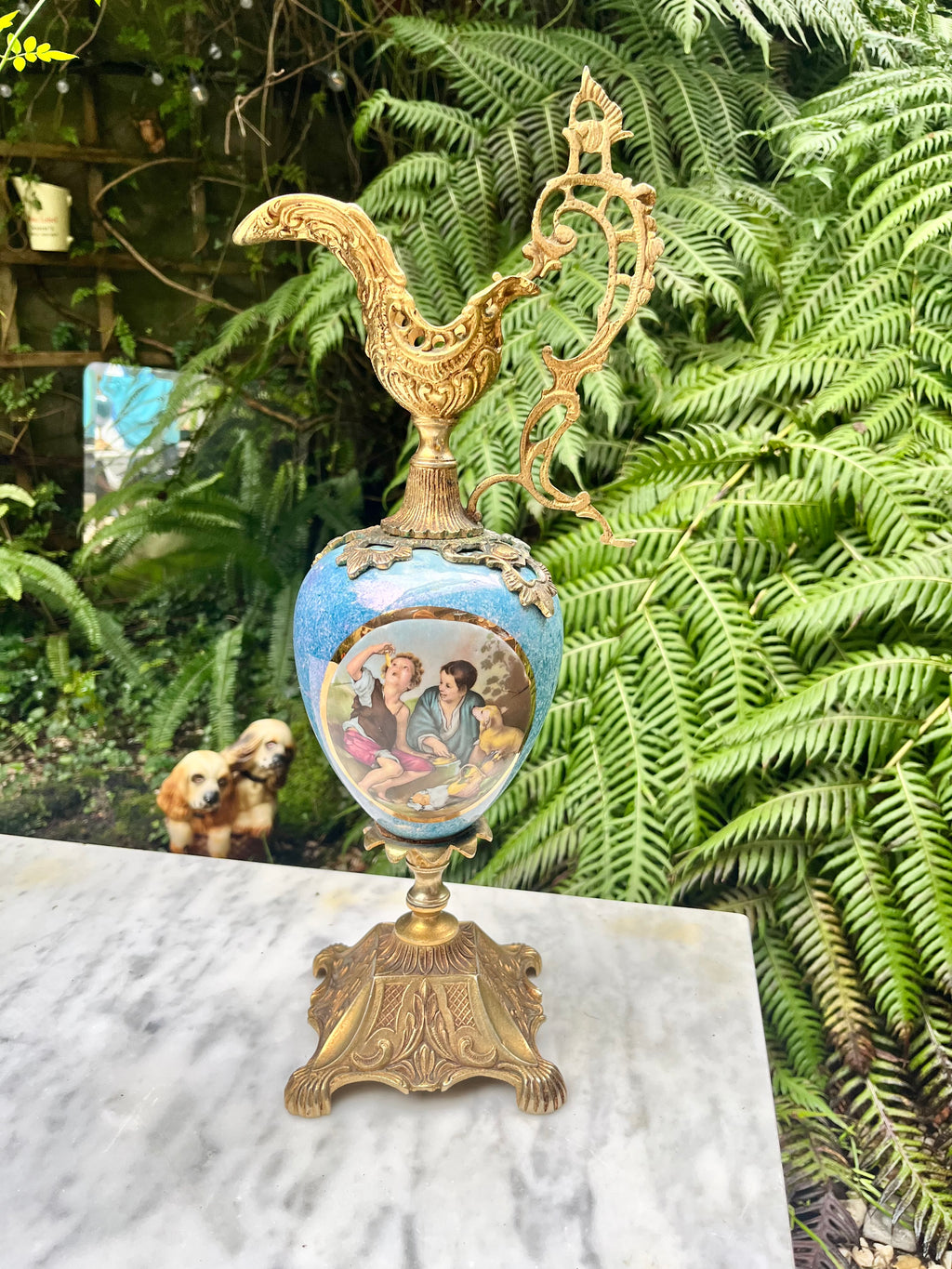 Sevres. Jarra porcelana y bronce.